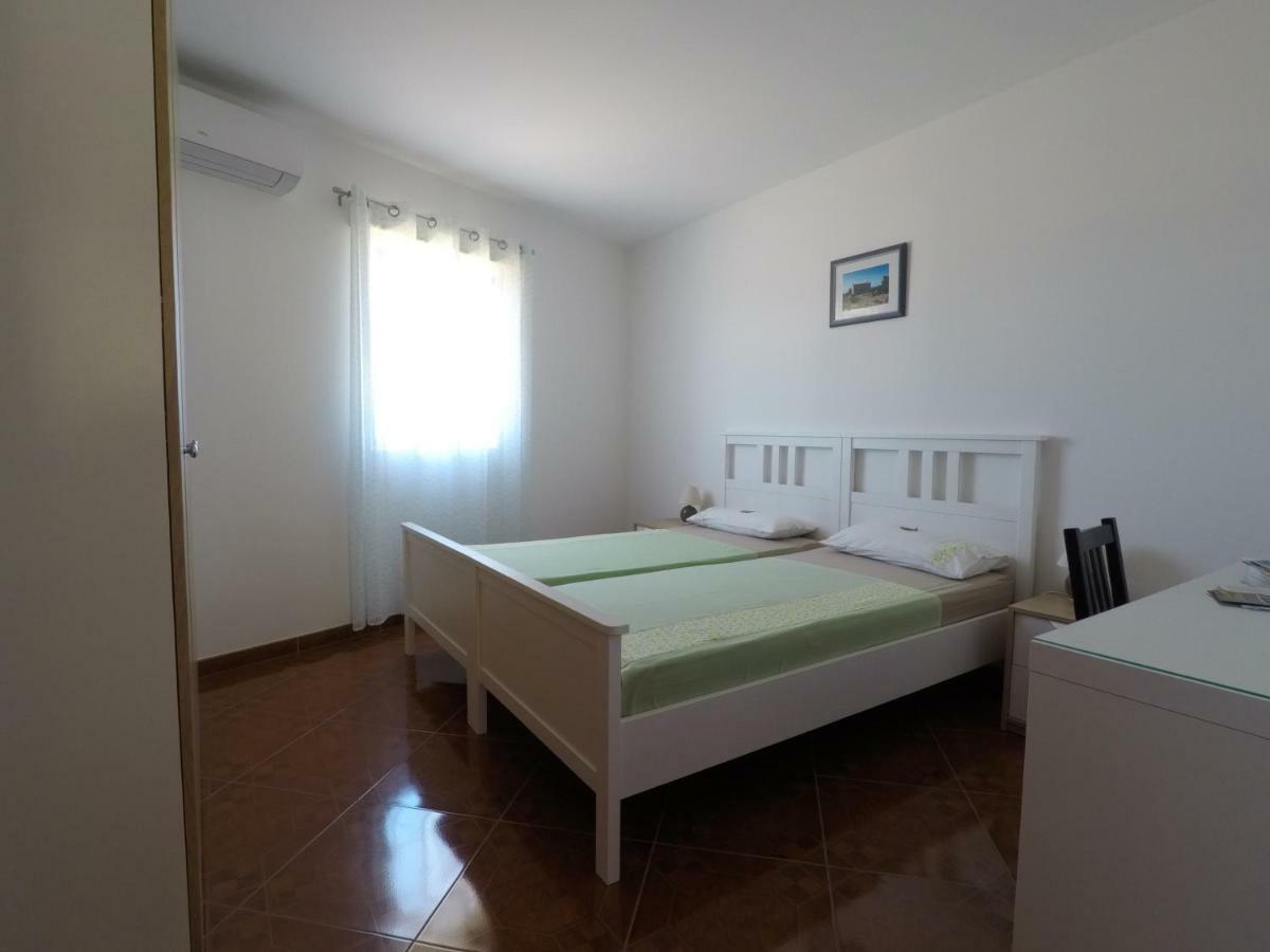 Apartments Pegla Nerezine Zewnętrze zdjęcie