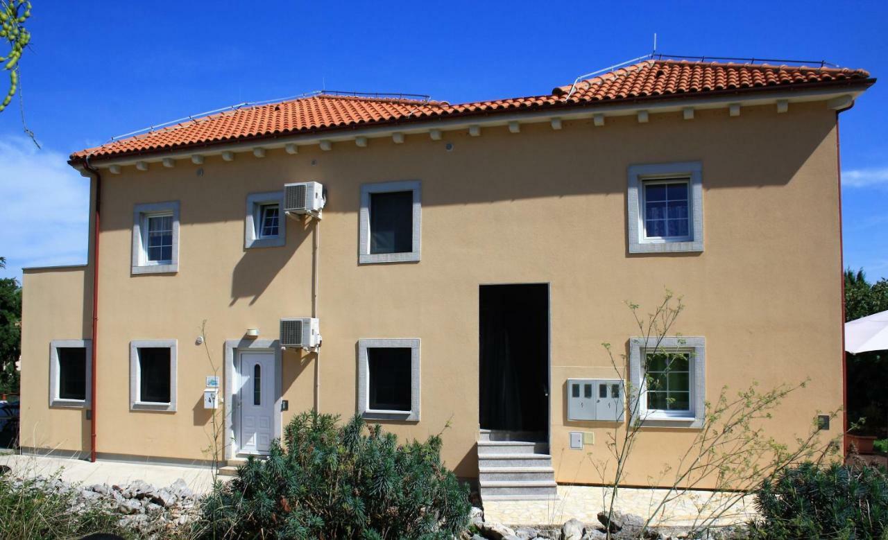 Apartments Pegla Nerezine Zewnętrze zdjęcie